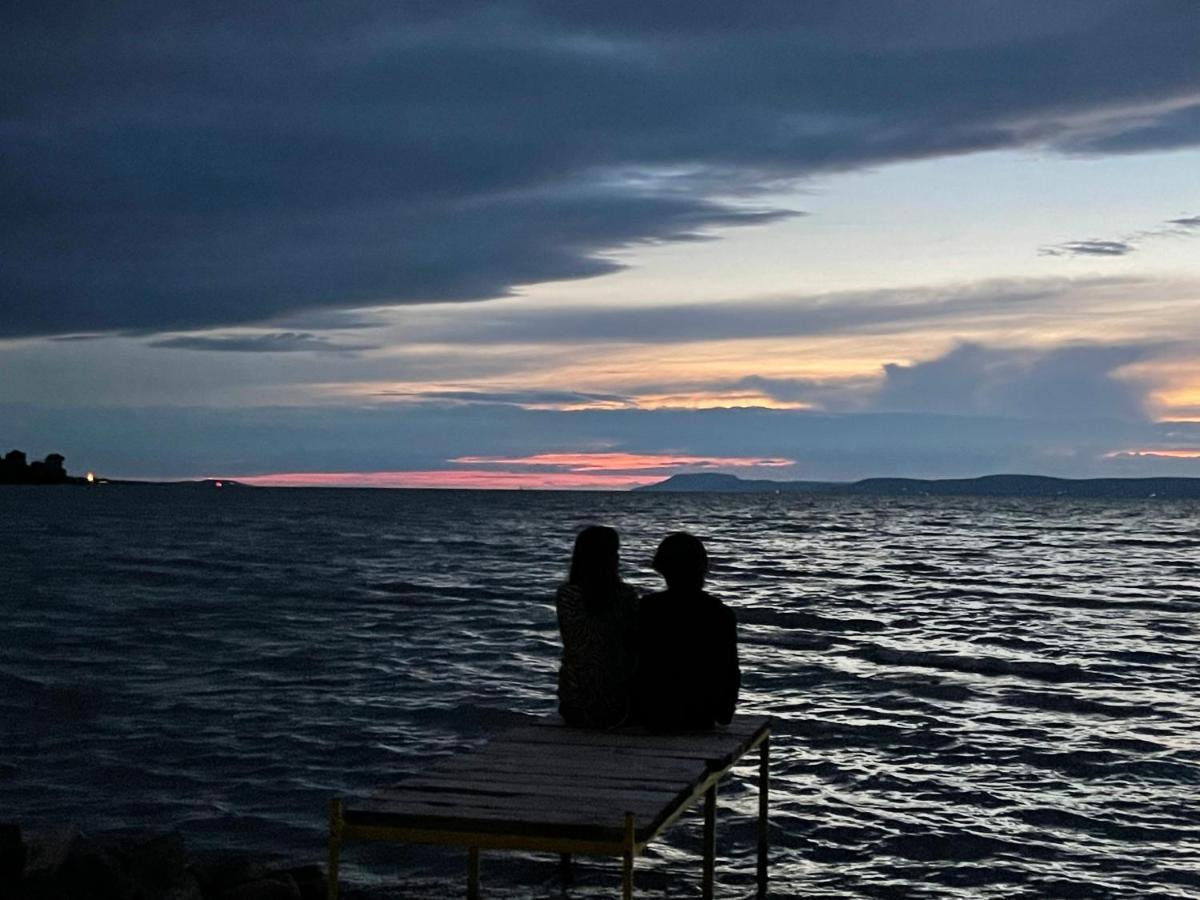 Tamas Apartman Balatonfoeldvar Sziveben- Egesz Evben Nyitva! Dış mekan fotoğraf