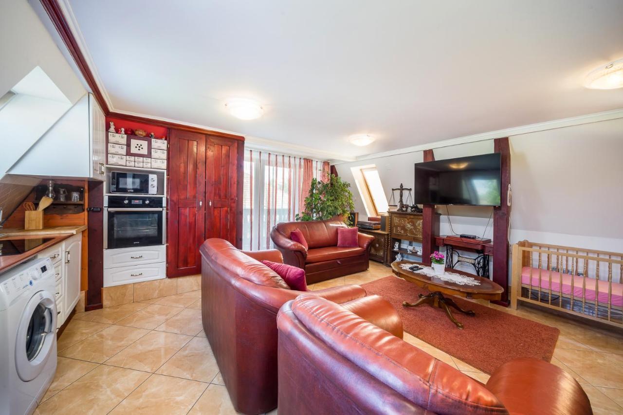 Tamas Apartman Balatonfoeldvar Sziveben- Egesz Evben Nyitva! Dış mekan fotoğraf